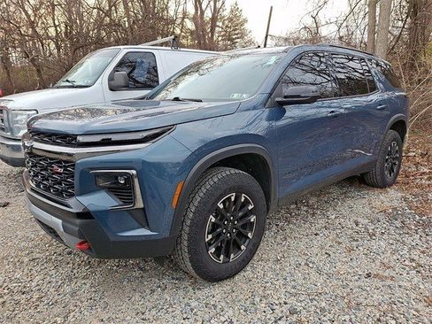 Certified 2024 Chevrolet Traverse Z71 w/ LPO, Floor Liner Package image 3