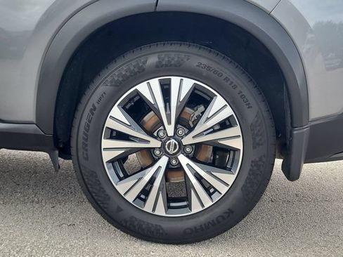 Used 2021 Nissan Rogue SV w/ Premium Package FWD image 8