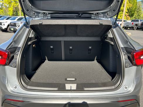 New 2026 Chevrolet Trax ACTIV w/ Sunroof Package image 24