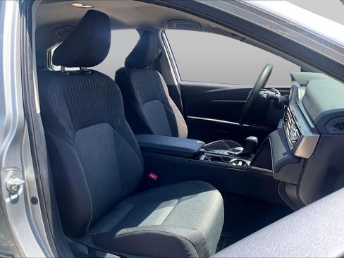 Used 2025 Toyota Camry LE FWD image 8