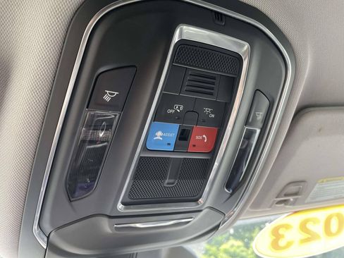 Used 2023 Jeep Grand Cherokee L Laredo AWD/4WD image 30