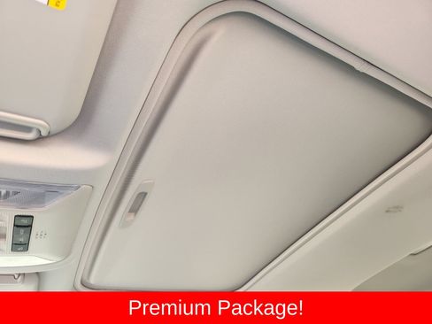Used 2025 Toyota RAV4 XLE Premium FWD image 34