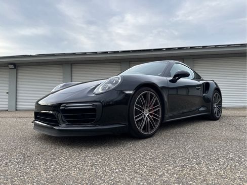 Certified 2019 Porsche 911 Turbo AWD/4WD image 3