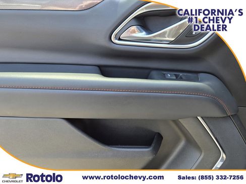 Used 2023 Chevrolet Suburban RST w/ Luxury Package AWD/4WD image 16