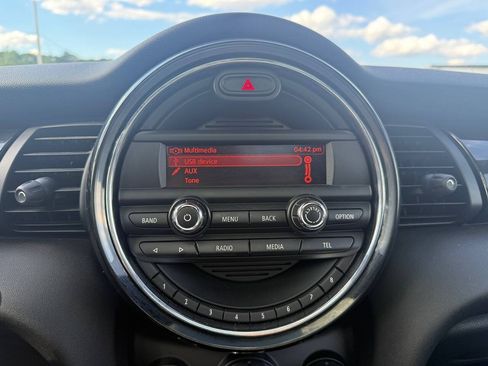 Used 2015 MINI Cooper S FWD image 23