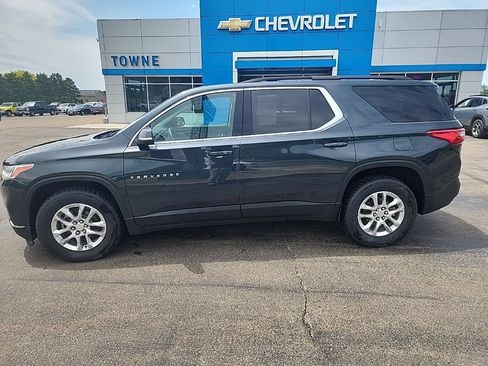 Used 2021 Chevrolet Traverse LT AWD/4WD image 2