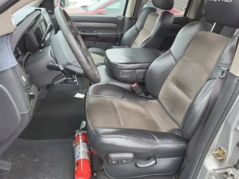 Used 2005 Dodge Ram 1500 Truck 2WD Quad Cab image 4