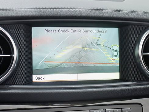 Used 2013 Mercedes-Benz SL 550 image 20