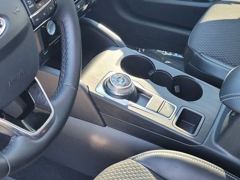 Certified 2023 Ford Escape SE image 20