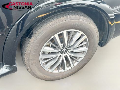 Used 2024 Nissan Armada SL w/ Captain's Chairs Package AWD/4WD image 36