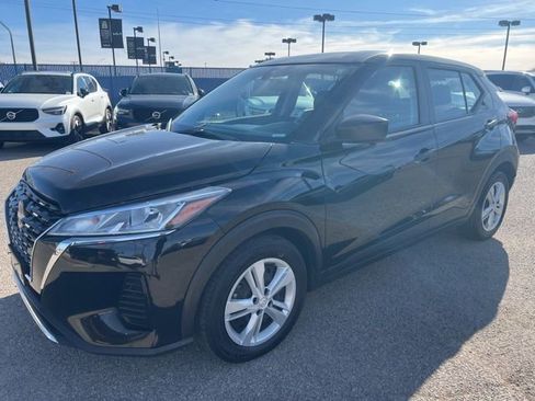 Used 2024 Nissan Kicks S image 7