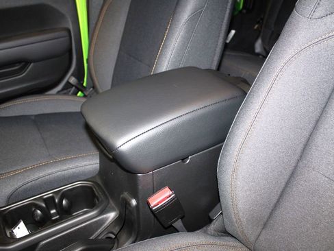 New 2026 Jeep Wrangler Sport S image 20