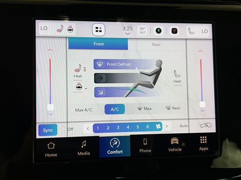 Used 2022 Jeep Grand Cherokee L Limited image 22