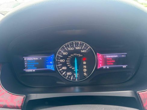 Used 2013 Ford Edge SEL AWD/4WD image 9