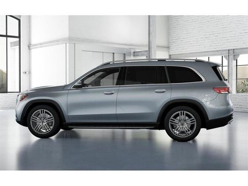 New 2026 Mercedes-Benz GLS 450 4MATIC image 33