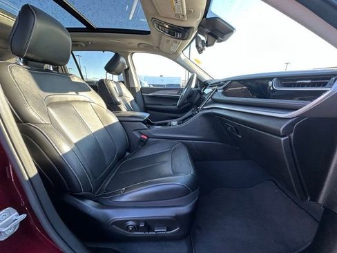 Used 2022 Jeep Grand Cherokee Limited 4xe w/ Luxury Tech Group II image 31