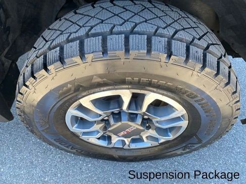 Used 2022 GMC Sierra 2500 SLE w/ SLE Convenience Package AWD/4WD image 24