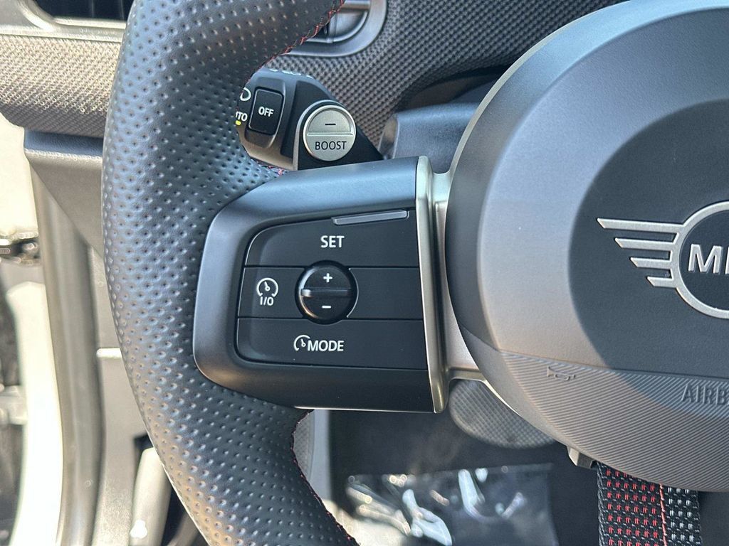 Used 2025 MINI Cooper S FWD image 17