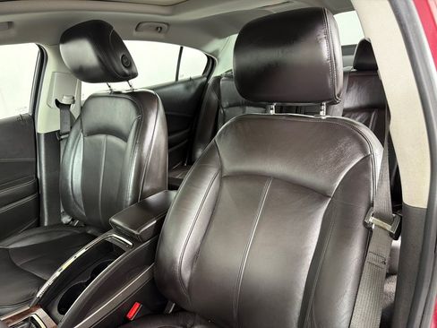 Used 2011 Buick LaCrosse CXL w/ Driver Confidence Package FWD image 11