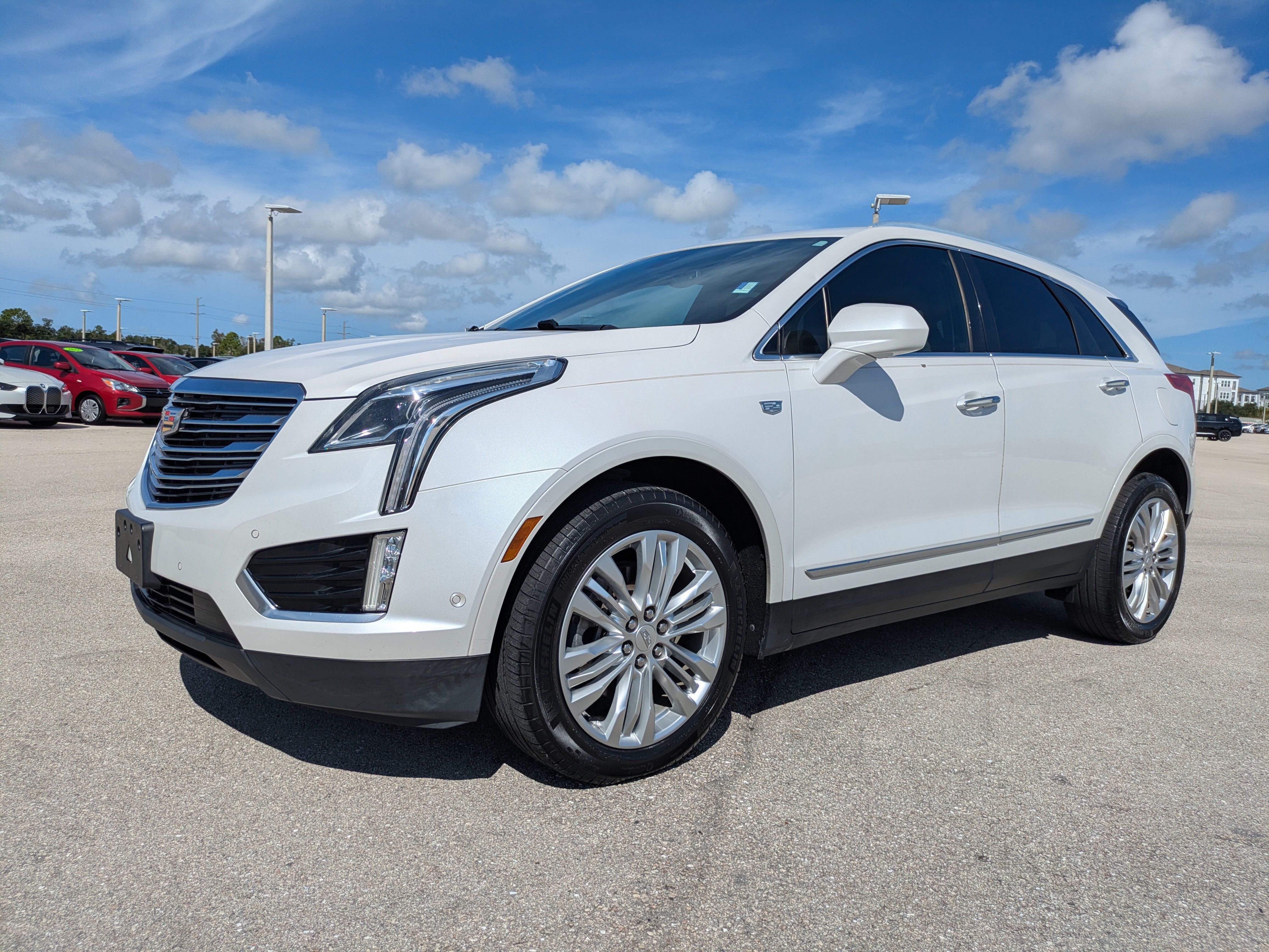 Used 2017 Cadillac XT5 Premium Luxury w/ Driver Assist Package AWD/4WD image 8