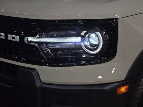 New 2025 Ford Bronco Sport Outer Banks w/ Outer Banks Tech Package+ AWD/4WD image 11