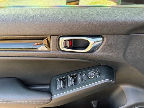 Used 2022 Honda Civic Sport Touring image 15