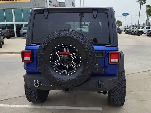 Used 2019 Jeep Wrangler Unlimited Sport S AWD/4WD image 7
