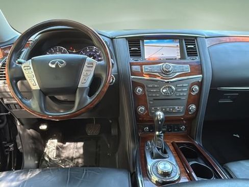 Used 2017 INFINITI QX80 4WD w/ Deluxe Technology Package image 10