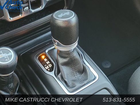 Used 2022 Jeep Wrangler Unlimited Sport AWD/4WD image 19