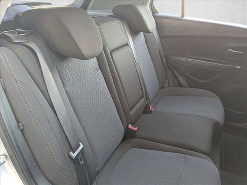 Used 2020 Chevrolet Trax LS w/ Tint and Cruise Package FWD image 19