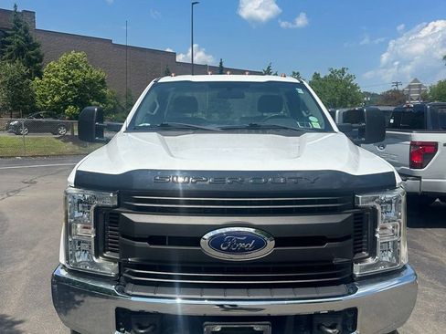Used 2017 Ford F250 XL w/ XL Value Package AWD/4WD image 3