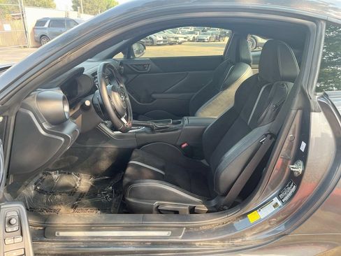 Used 2022 Toyota GR86 Premium w/ ALL Weather Mat Package (TMS) RWD image 20