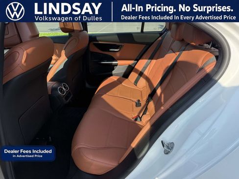 Used 2023 Mercedes-Benz C 300 4MATIC Sedan image 39