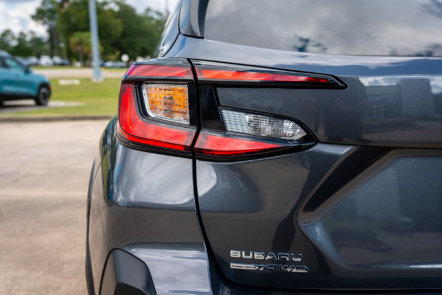 Certified 2024 Subaru Crosstrek 2.0i Premium AWD/4WD image 10