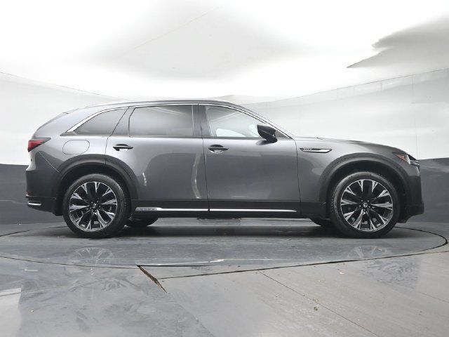 Certified 2024 MAZDA CX-90 Plug-In Hybrid w/ Premium Plus AWD/4WD image 35