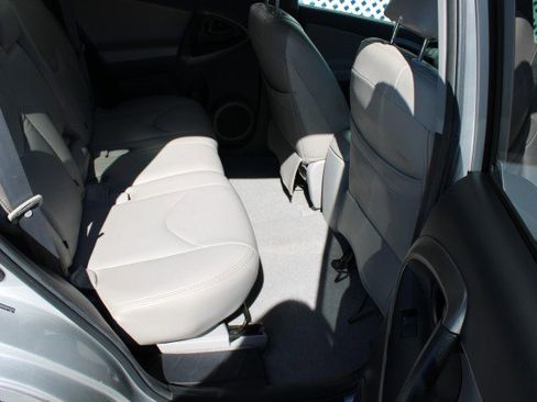 Used 2012 Toyota RAV4 FWD w/ Value Pkg image 12