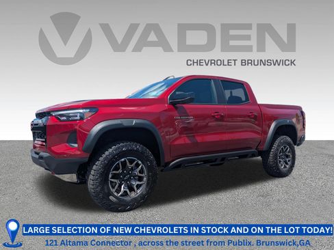 New 2026 Chevrolet Colorado ZR2 w/ Technology Package AWD/4WD image 1