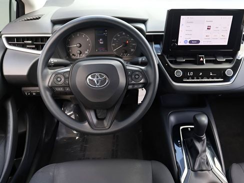 Used 2023 Toyota Corolla LE image 15