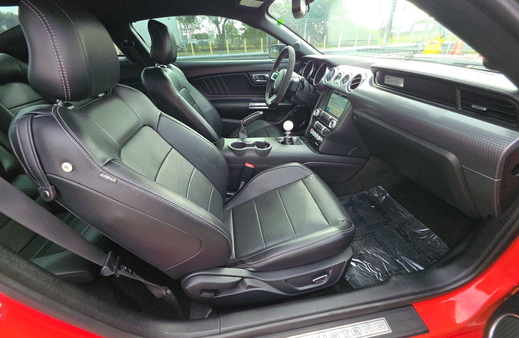 Used 2016 Ford Mustang GT Premium w/ GT Performance Package RWD image 11