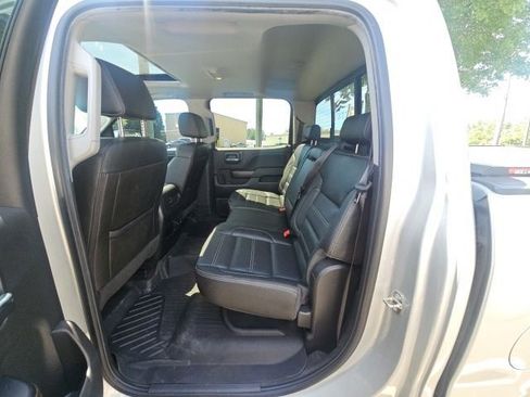 Used 2018 GMC Sierra 1500 Denali w/ Denali Ultimate Package AWD/4WD image 24