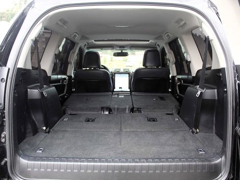 Used 2014 Lexus GX 460 AWD/4WD image 21