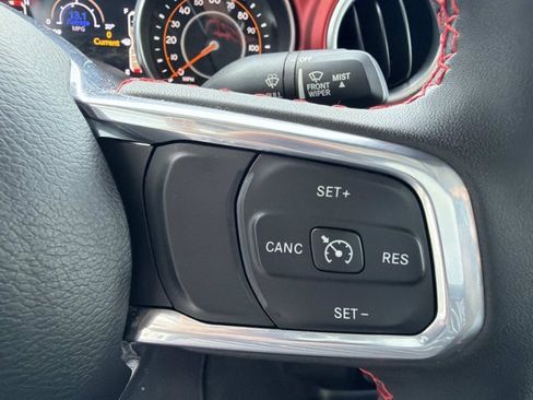 Used 2023 Jeep Gladiator Rubicon w/ LED Lighting Group AWD/4WD image 27