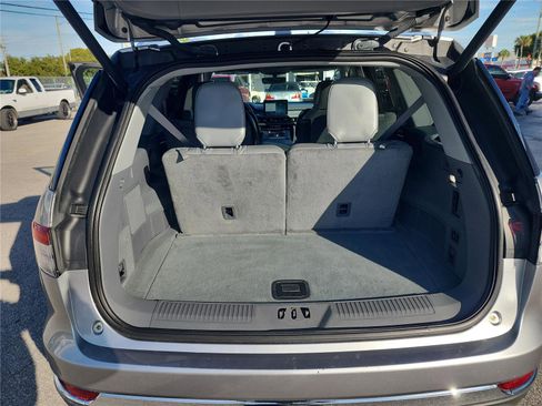 Used 2020 Lincoln Aviator Reserve w/ Equipment Group 202A image 19