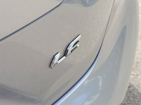 Used 2024 Toyota Corolla LE image 7