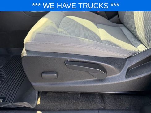 Used 2015 Chevrolet Colorado W/T w/ WT Convenience Package AWD/4WD image 14