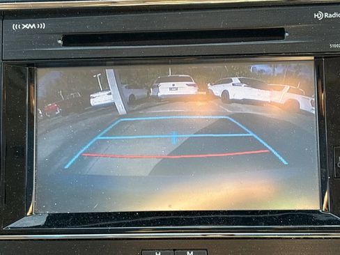 Used 2015 Toyota Avalon XLE Touring image 26