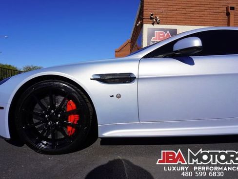 Used 2015 Aston Martin V12 Vantage S image 24