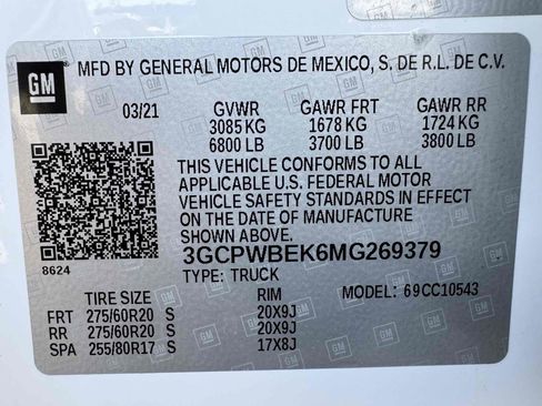 Used 2021 Chevrolet Silverado 1500 Custom w/ LPO, Dark Essentials Package RWD image 19
