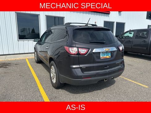 Used 2014 Chevrolet Traverse LT image 7