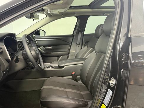 Used 2025 MAZDA CX-50 AWD 2.5 S w/ Premium Package image 21